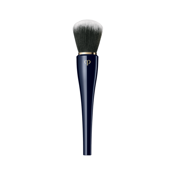 Cle_De_Peau_Beaute_Poodle_Powder_Brush
