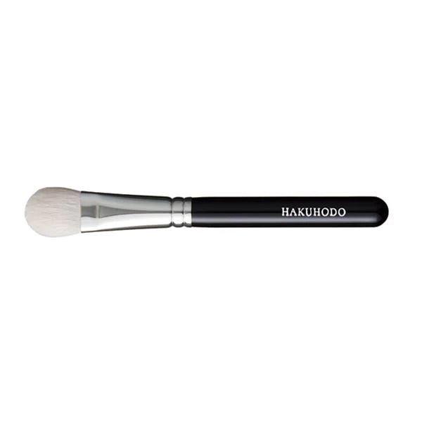 hakuhodo-j021-eyeshadow-brush-round-flat-530329