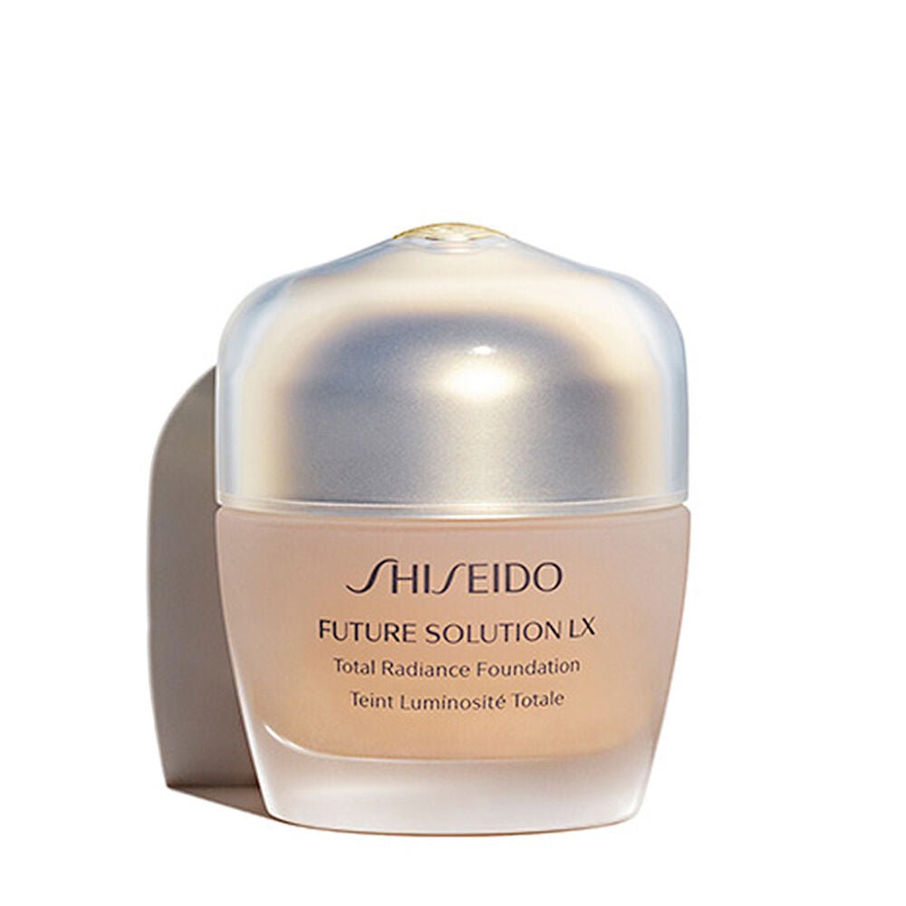 shiseido-future-solution-lx-total-radiance-foundation-e-962937